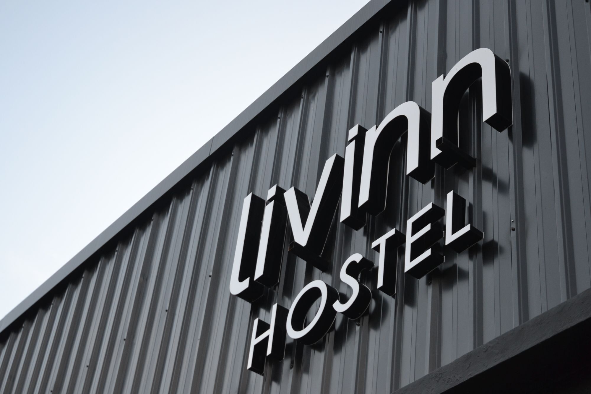 Livinn Hostel City Center Surabaya Kültér fotó